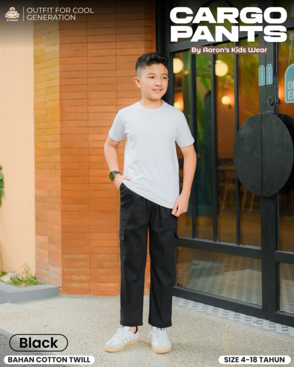 CARGO PANTS BY AARONS