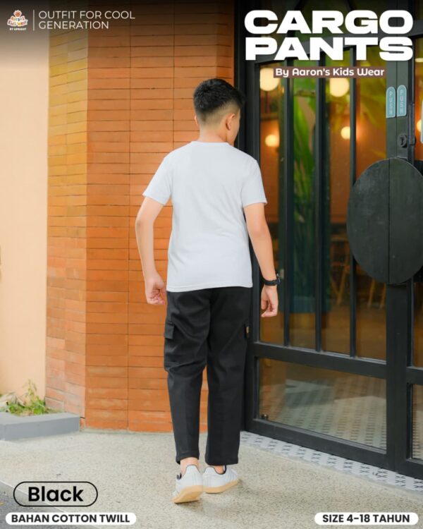 CARGO PANTS BY AARONS